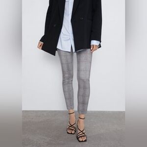Zara Printed Hounstooth Grey Plaid Fitted Stretch Pants